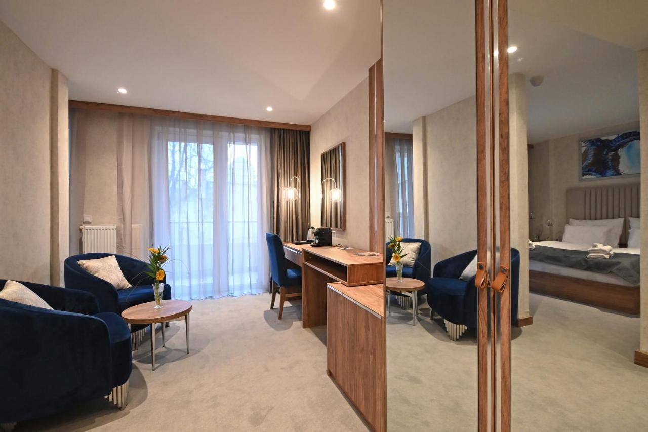 Hotel Foldana Budapest Bagian luar foto