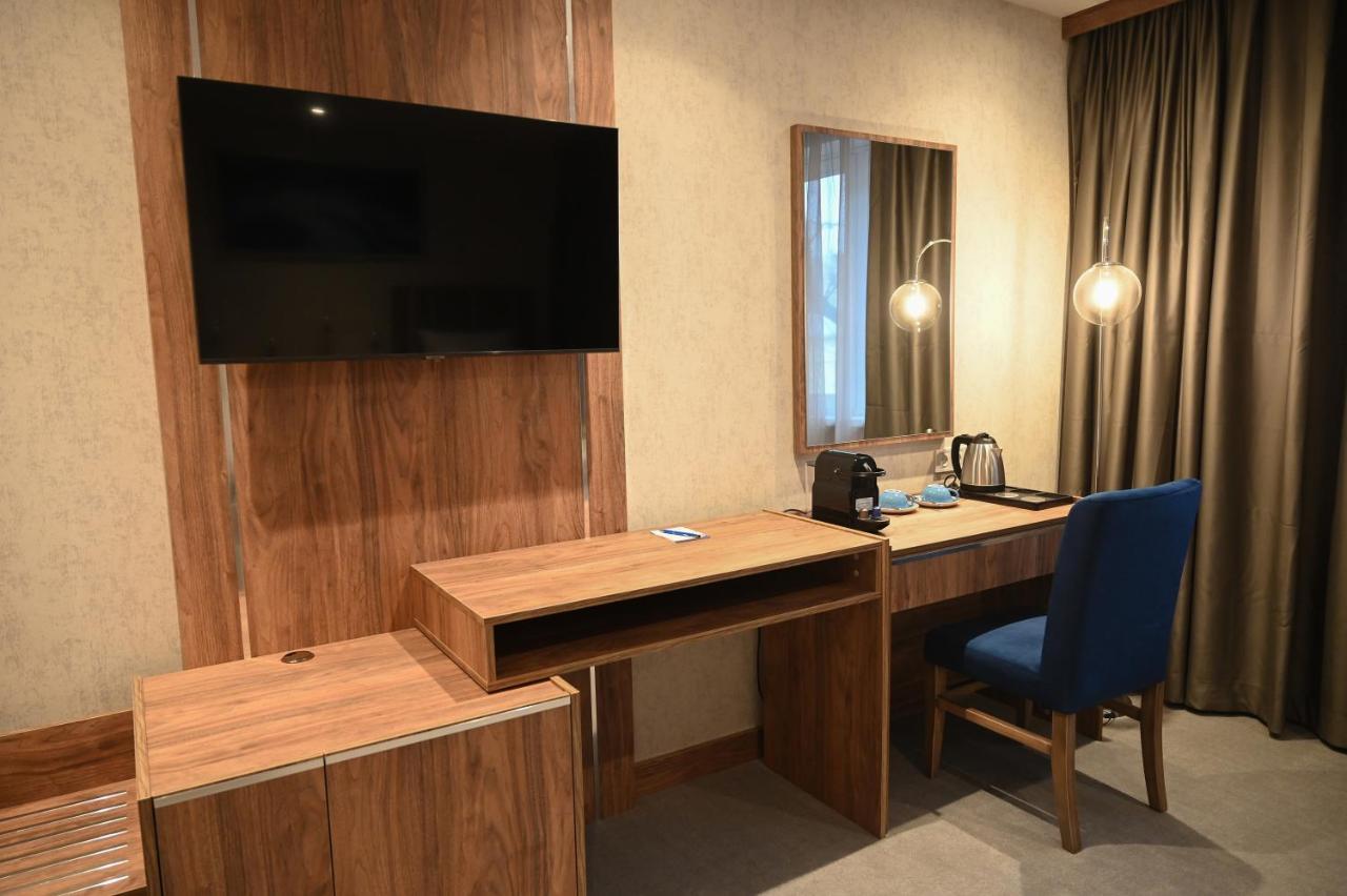 Hotel Foldana Budapest Bagian luar foto