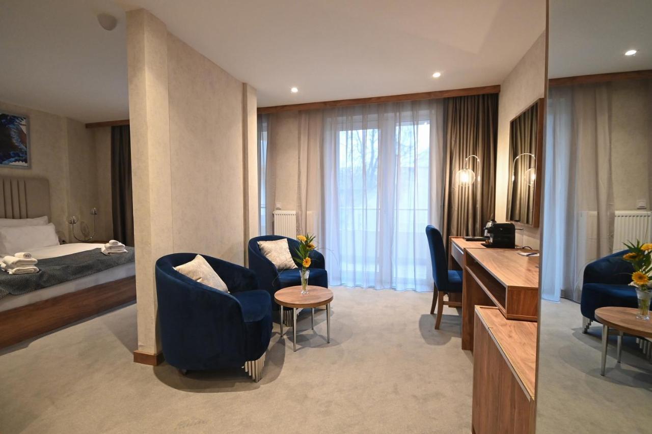 Hotel Foldana Budapest Bagian luar foto