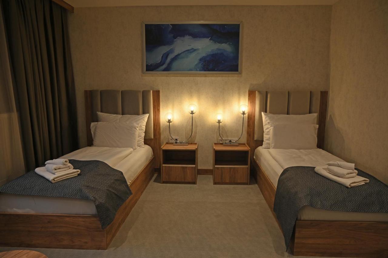 Hotel Foldana Budapest Bagian luar foto