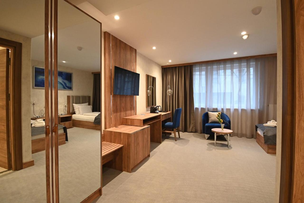 Hotel Foldana Budapest Bagian luar foto