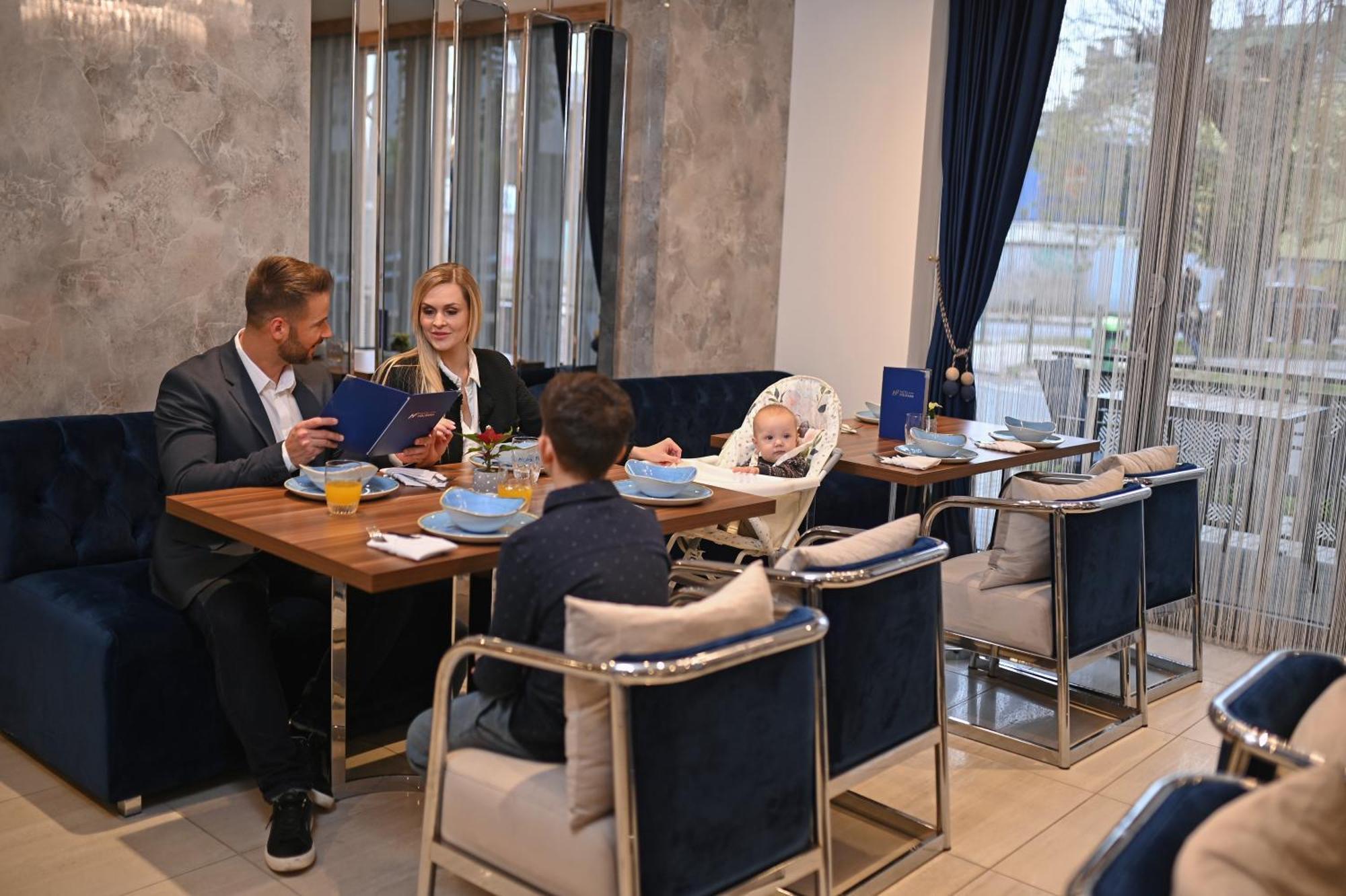 Hotel Foldana Budapest Bagian luar foto