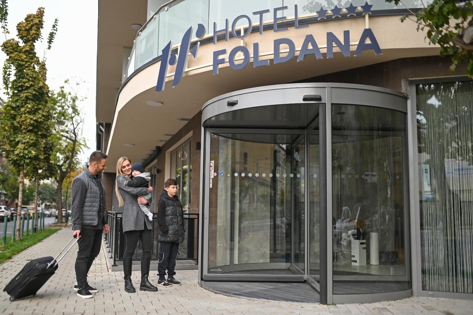 Hotel Foldana Budapest Bagian luar foto