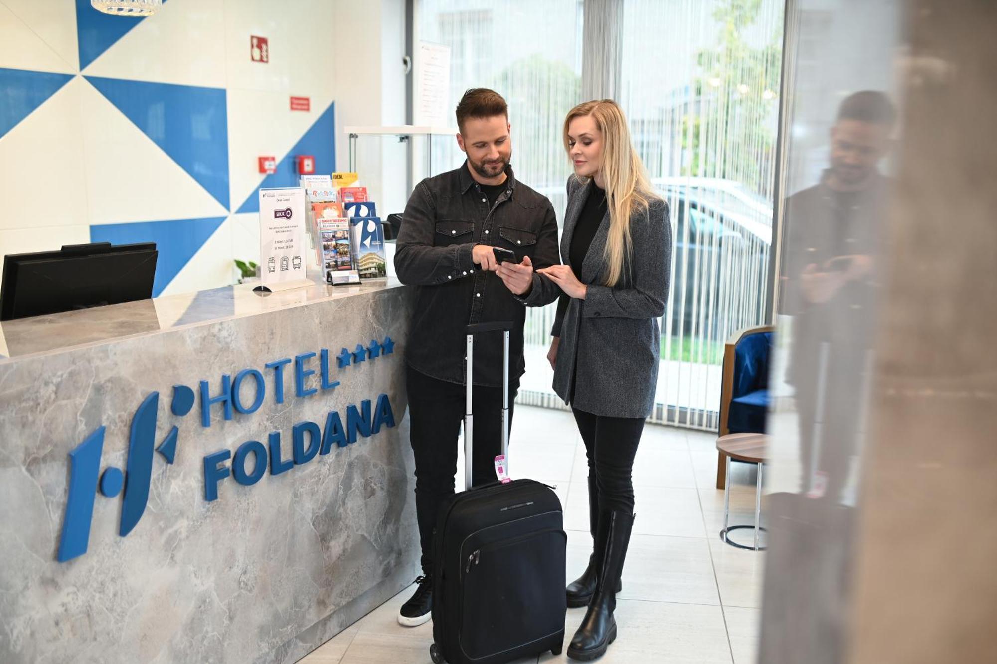 Hotel Foldana Budapest Bagian luar foto