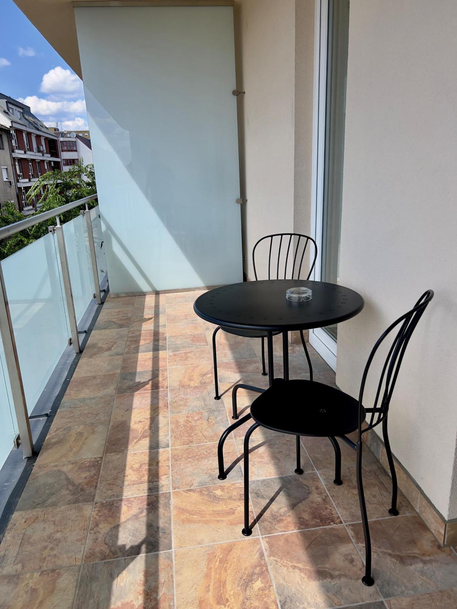 Hotel Foldana Budapest Bagian luar foto